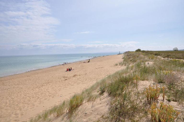 생-조르주-돌레롱 A 80M De La Plage De Plaisance Pour 8 Personnes 빌라 외부 사진